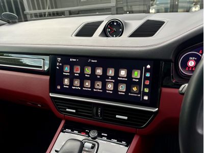 2023 Porsche Cayenne