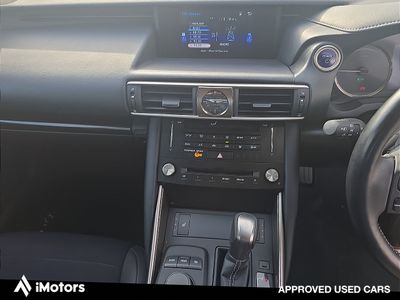 2018 Lexus IS