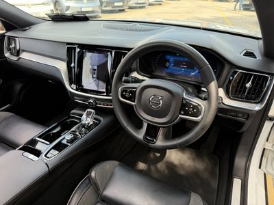 2022 Volvo V60
