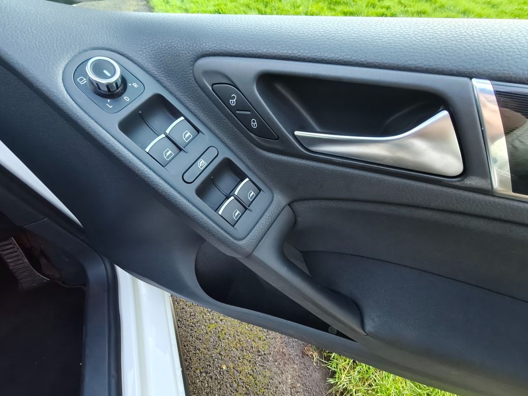 2011 Volkswagen Golf