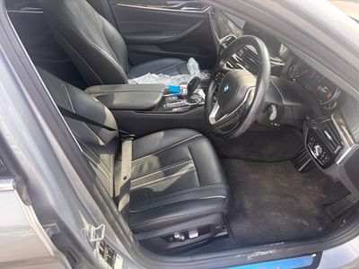 2017 BMW 523