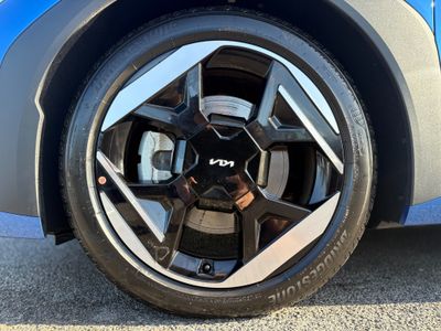 2025 Kia EV4
