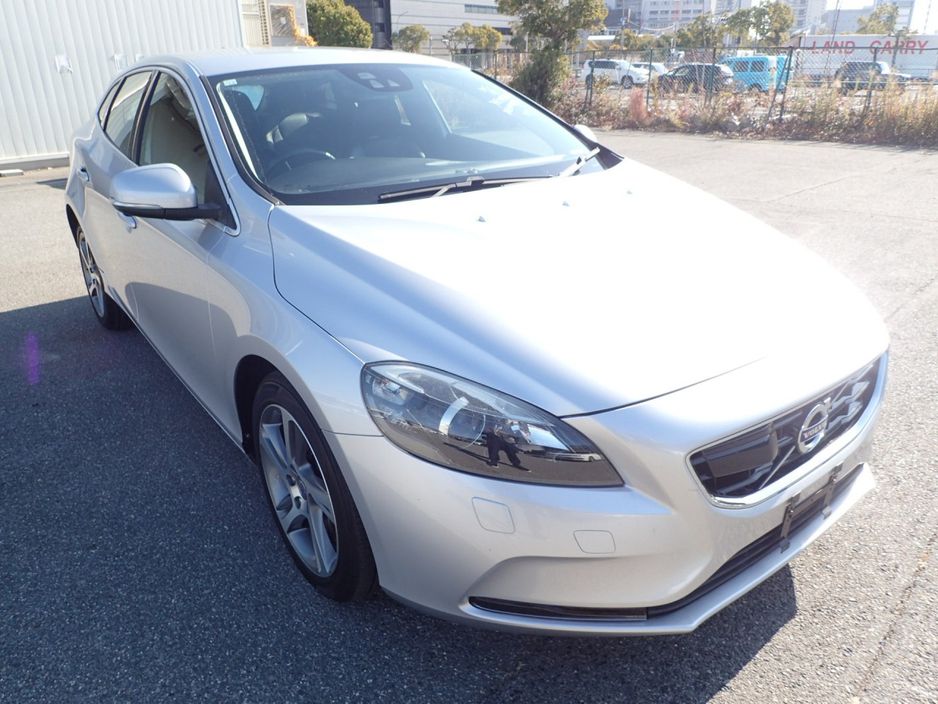 2016 Volvo V40