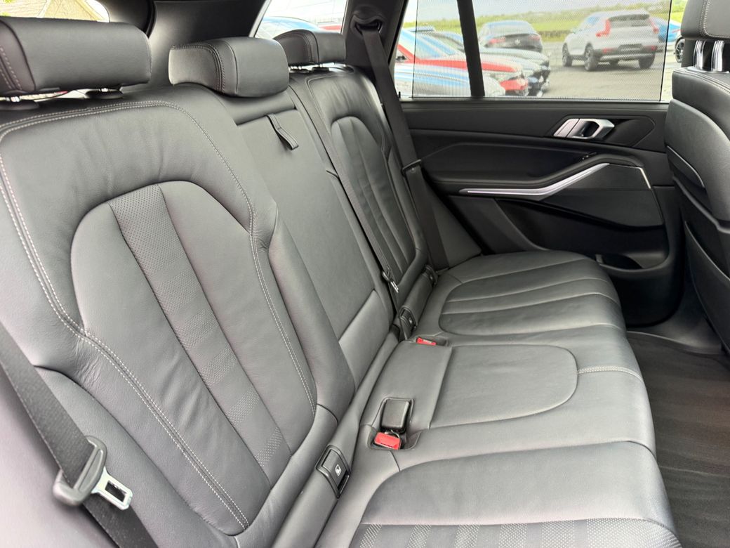 2021 BMW X5