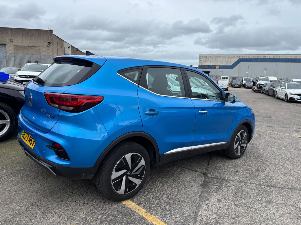 2023 MG ZS