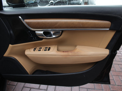 2020 Volvo V90