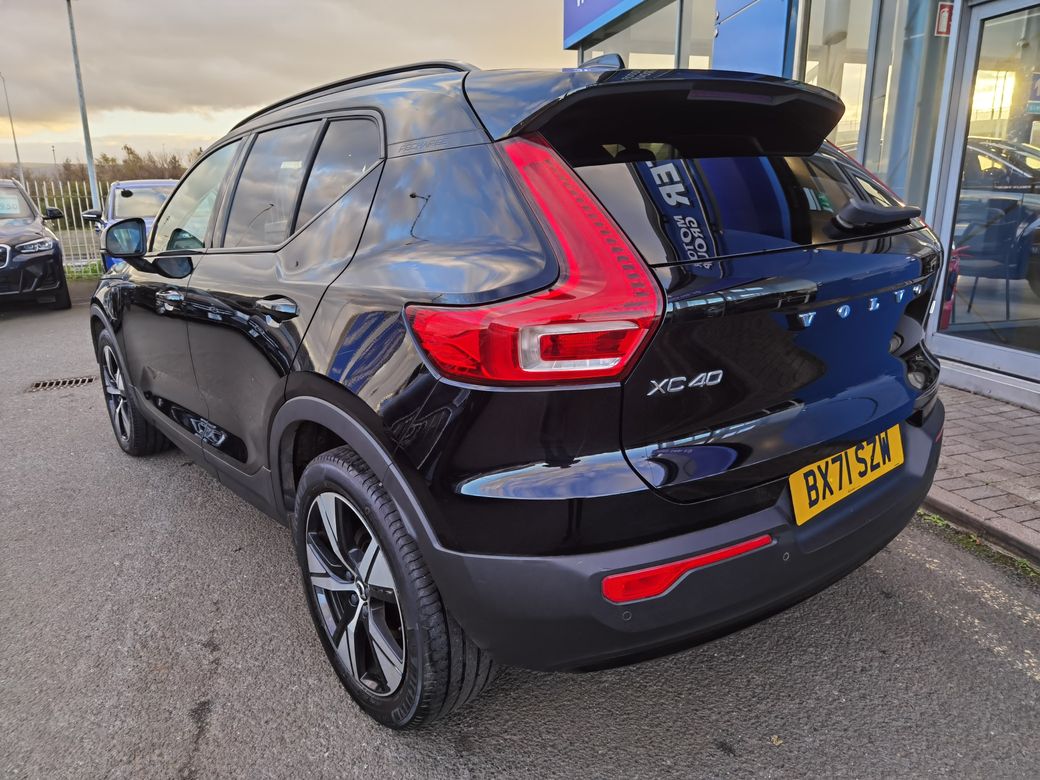 2021 Volvo XC40