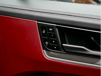 2024 Porsche Cayenne