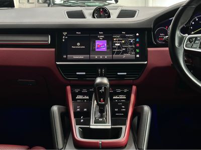 2023 Porsche Cayenne