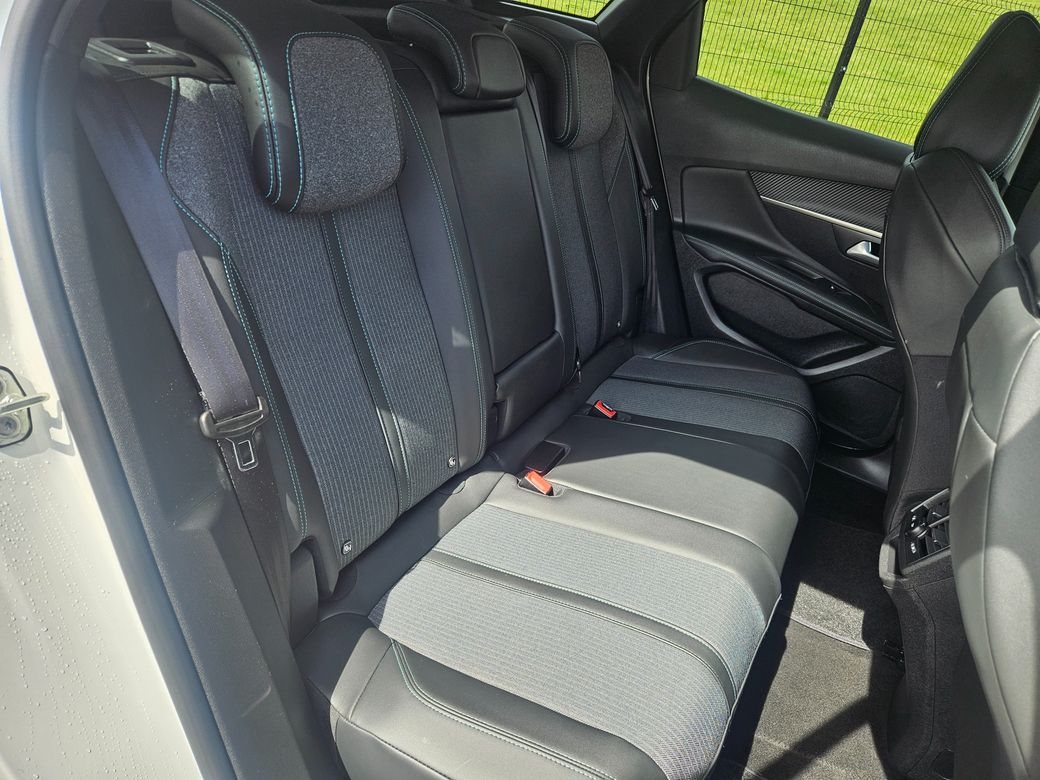 2021 Peugeot 5008