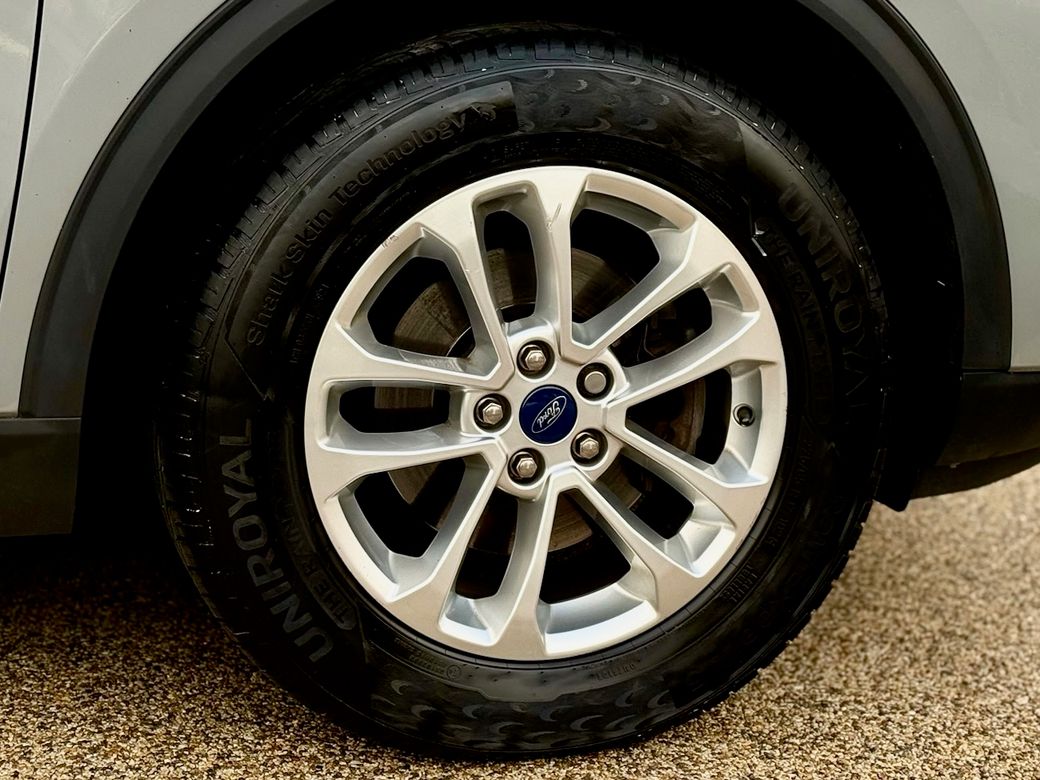 2022 Ford Kuga