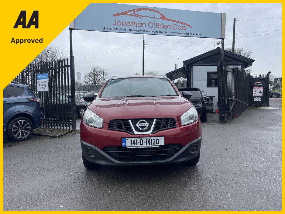 2014 Nissan Qashqai +2