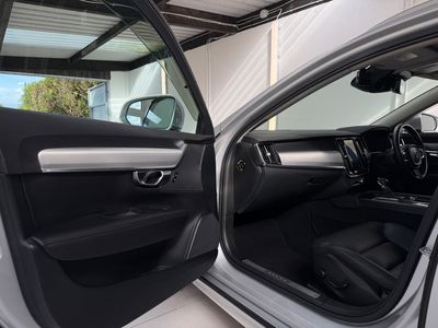 2019 Volvo V90