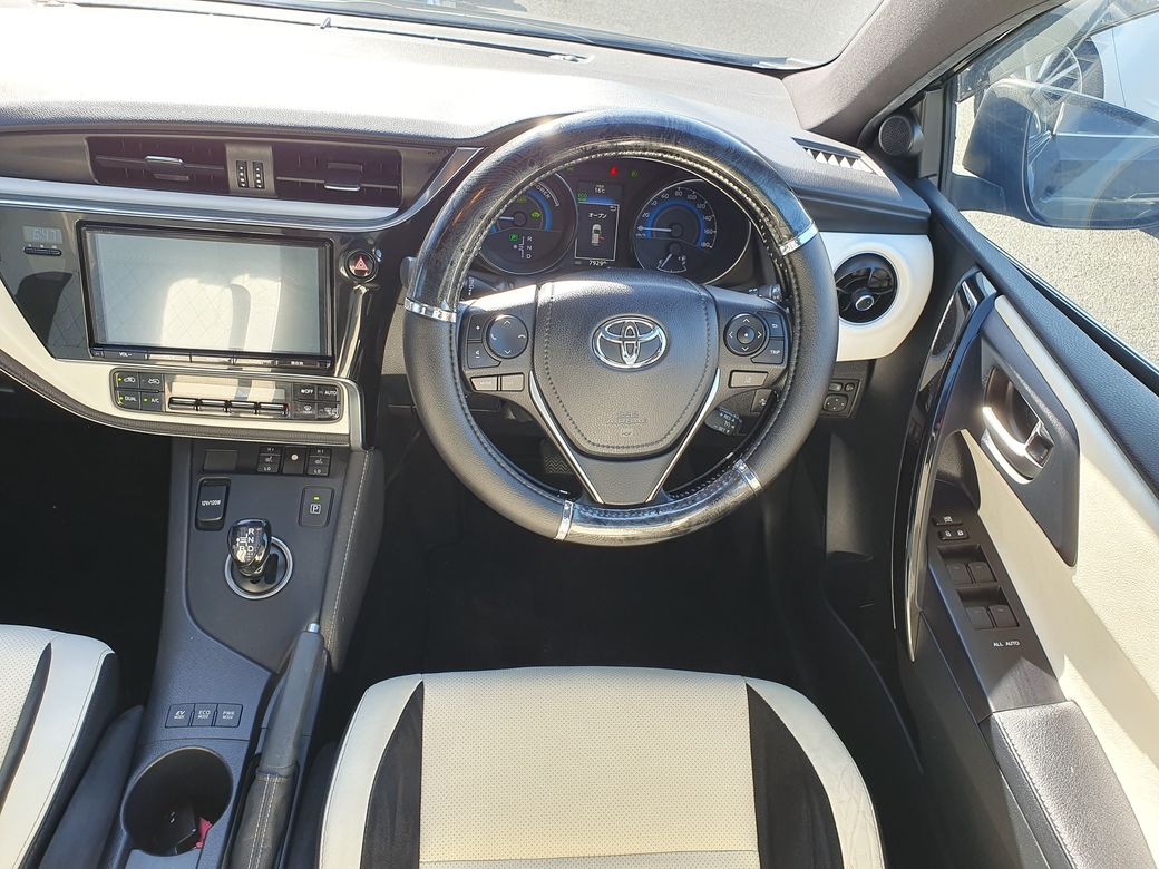 2017 Toyota Auris
