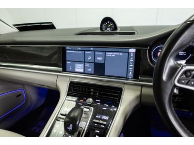 2018 Porsche Panamera