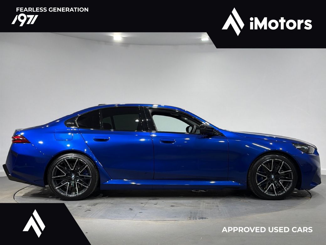 2025 BMW M5