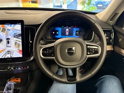 2025 Volvo XC90