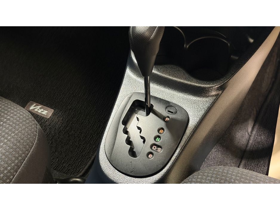 2016 Toyota Vitz