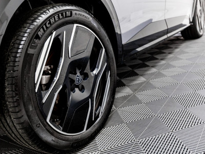 2024 Peugeot 5008