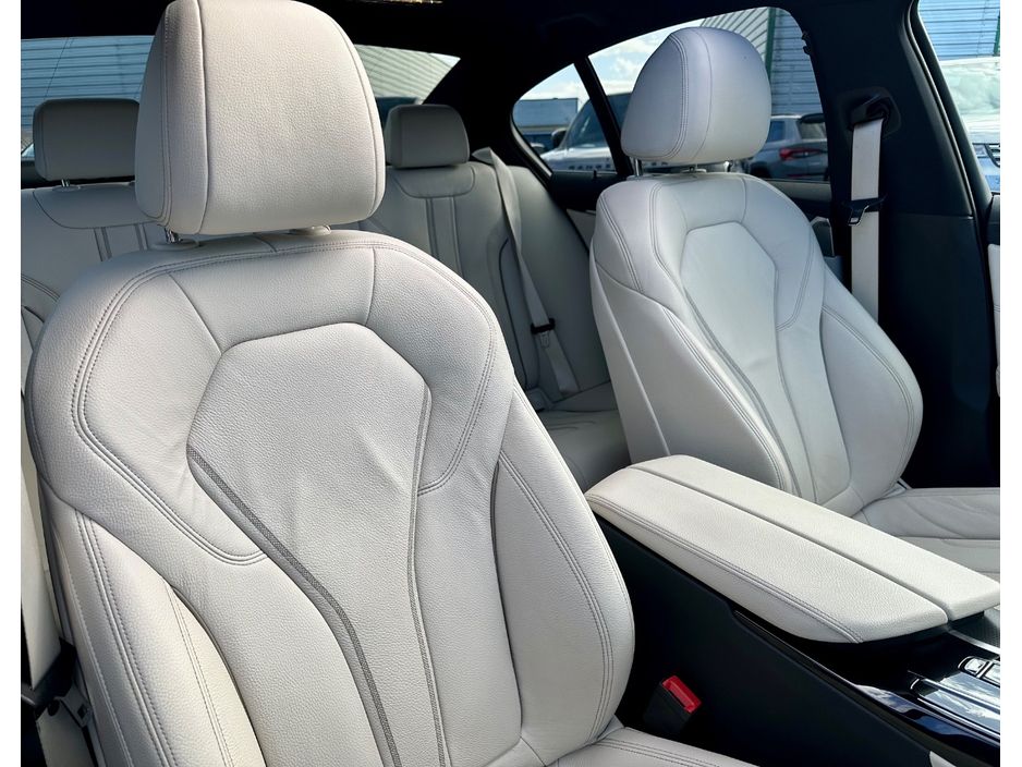 2022 BMW 5 Series