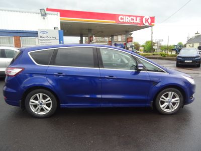 2016 Ford S-Max
