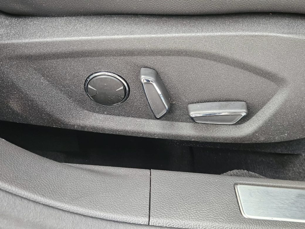 2020 Ford Mondeo