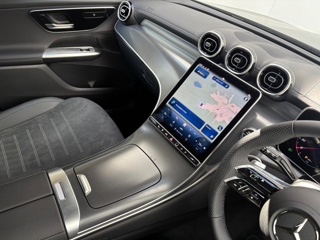 2025 Mercedes-Benz GLC Class