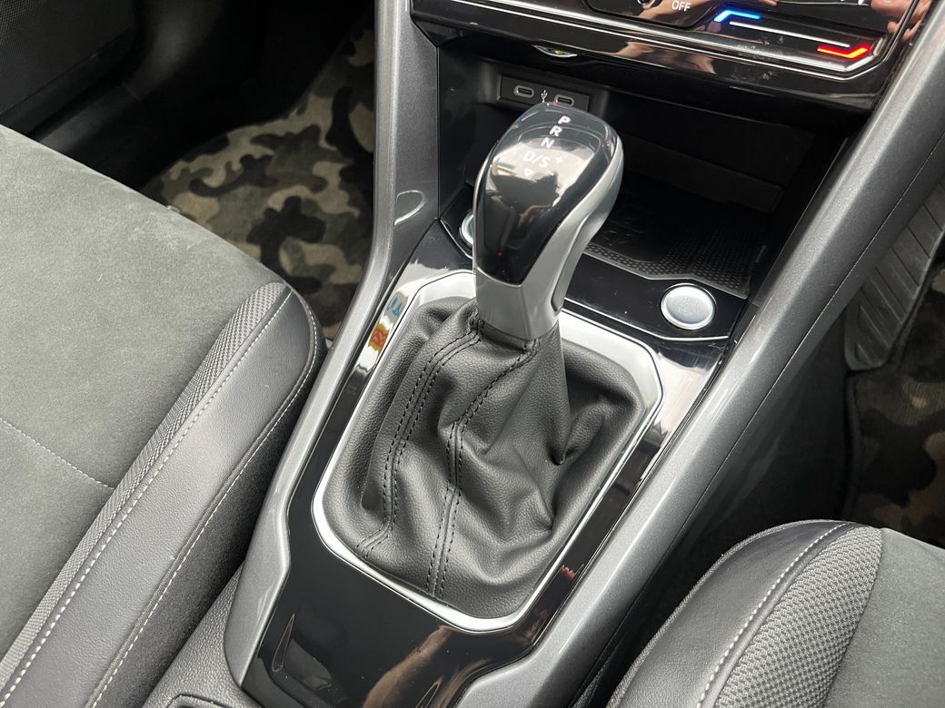 2023 Volkswagen T-Roc