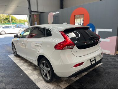 2016 Volvo V40