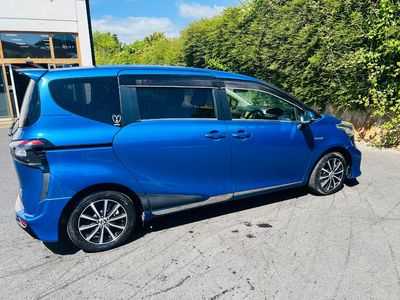2016 Toyota Sienta