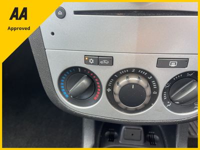 2014 Opel Corsa