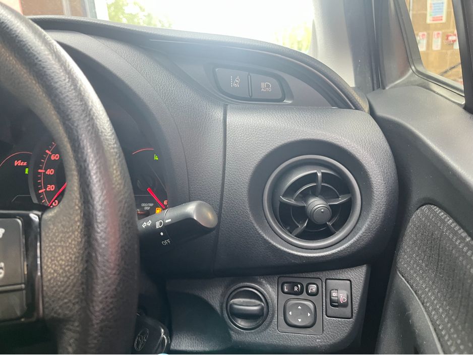 2019 Toyota Vitz