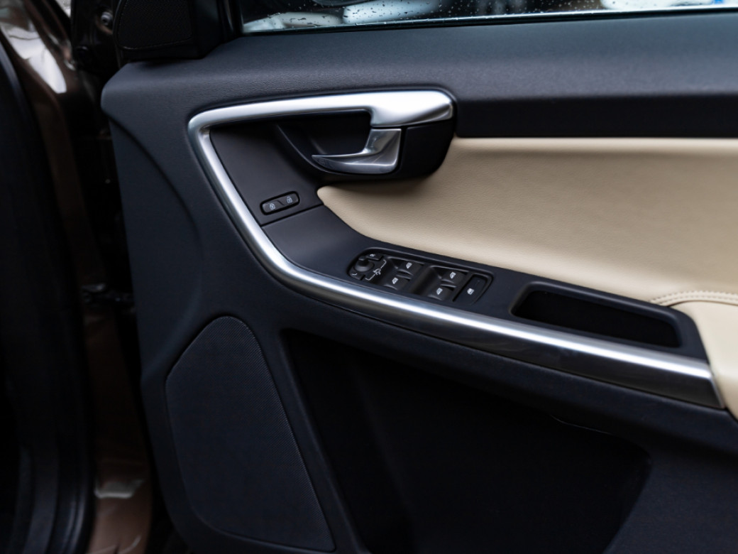 2016 Volvo XC60