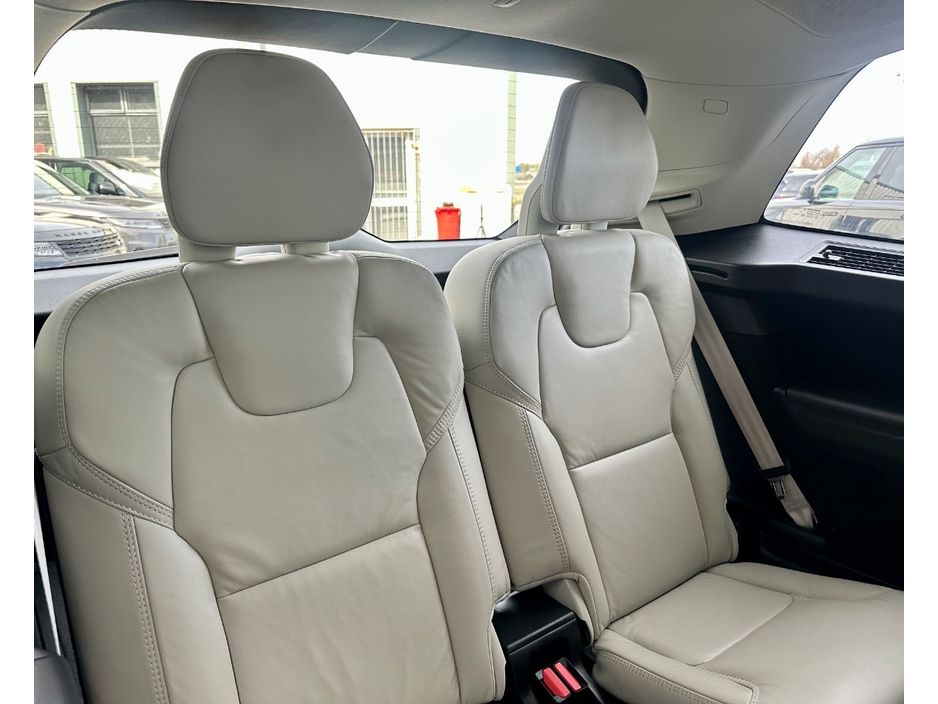 2023 Volvo XC90
