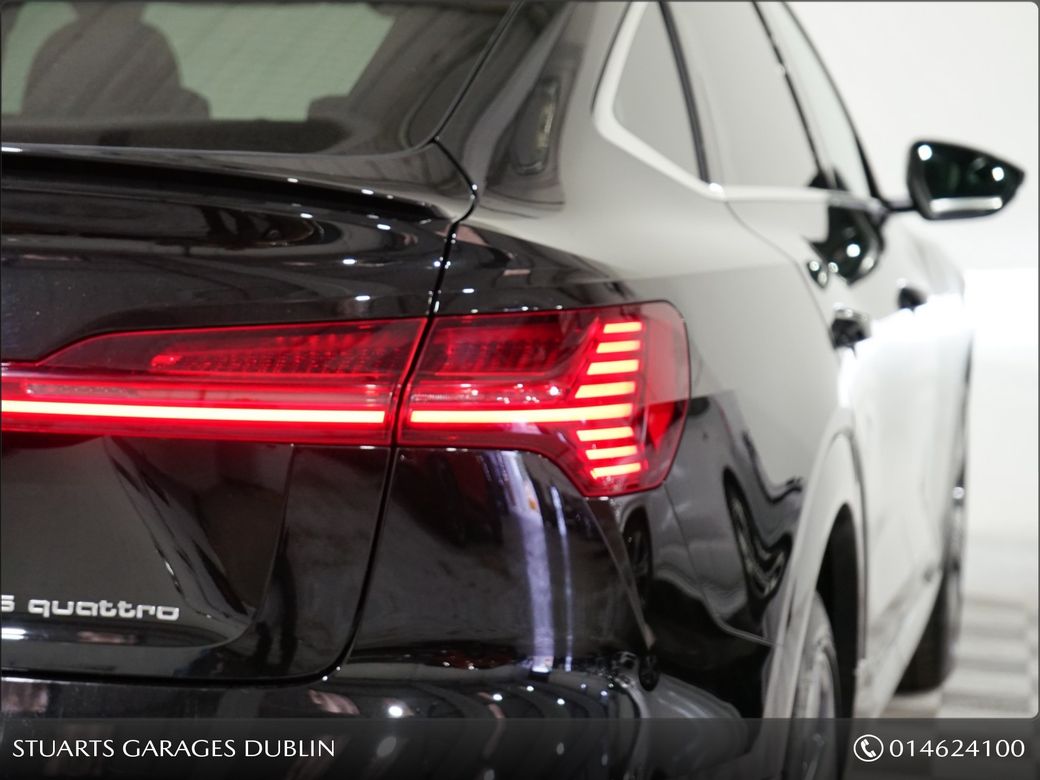 2022 Audi e-tron