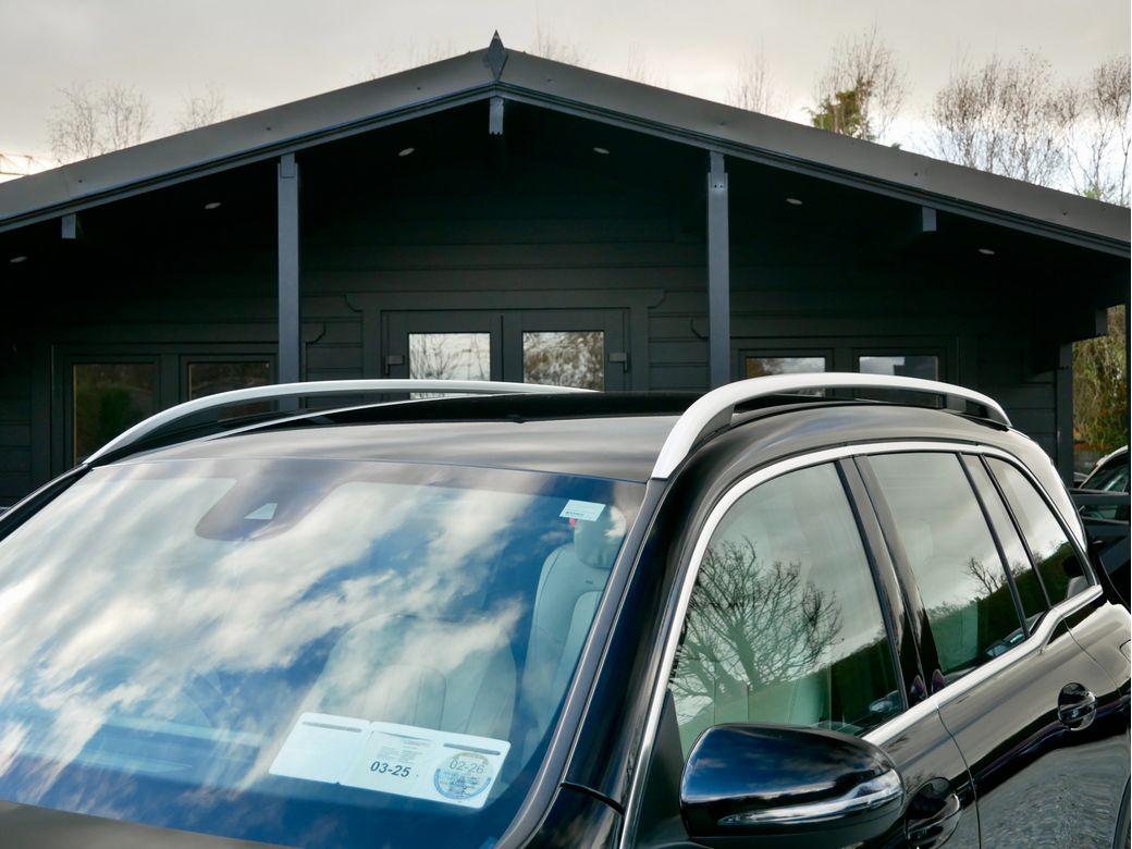 2023 Mercedes-Benz GLB Class