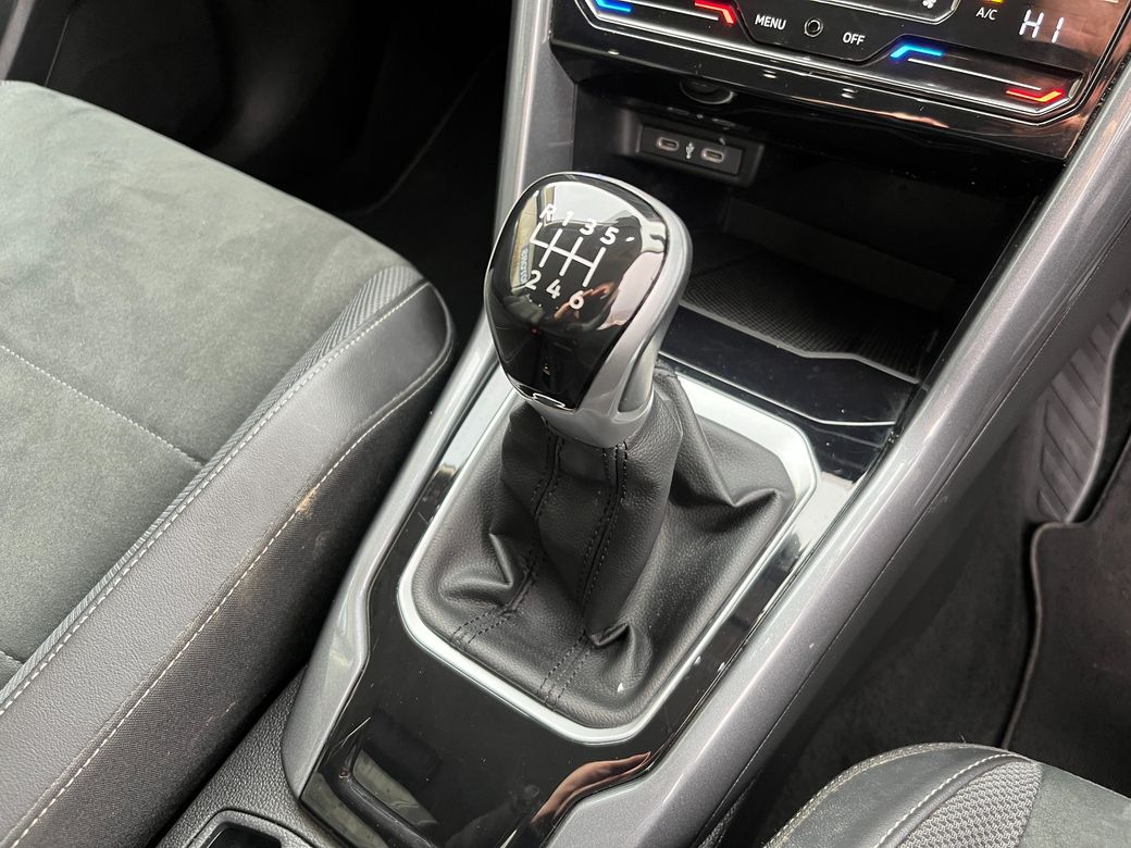 2024 Volkswagen T-Roc