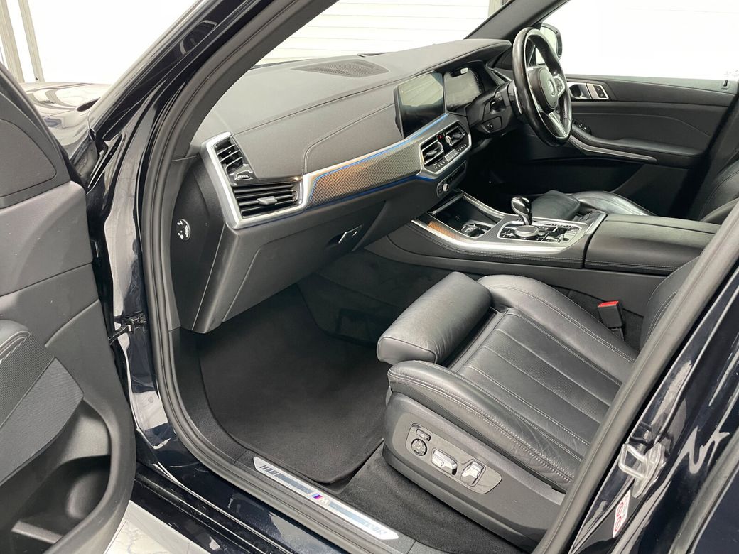 2022 BMW X5