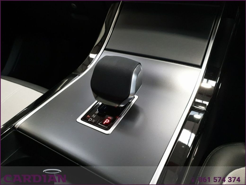 2025 Land Rover Range Rover Velar