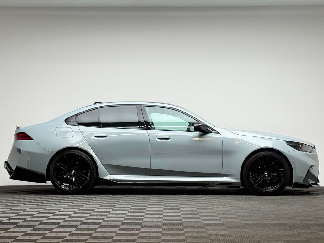 2026 BMW M5