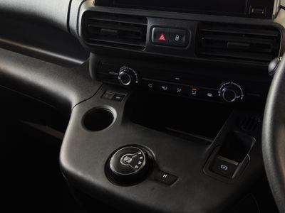 2020 Peugeot Partner