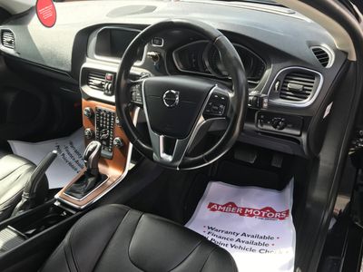 2018 Volvo V40
