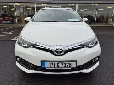 2017 Toyota Auris