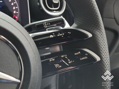 2025 Mercedes-Benz GLC Class