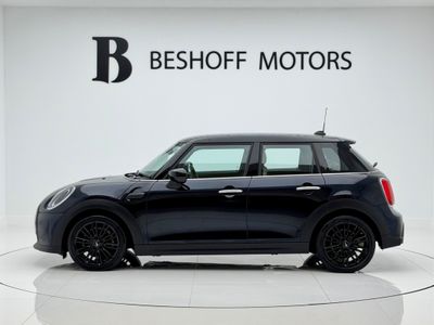 2022 Mini Hatch