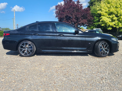 2021 BMW 530