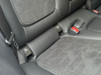 2025 Mercedes-Benz GLC Class