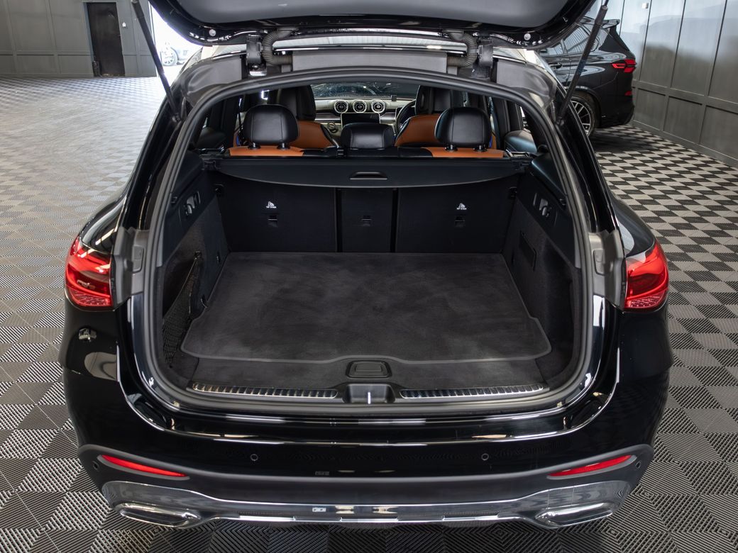 2024 Mercedes-Benz GLC Class