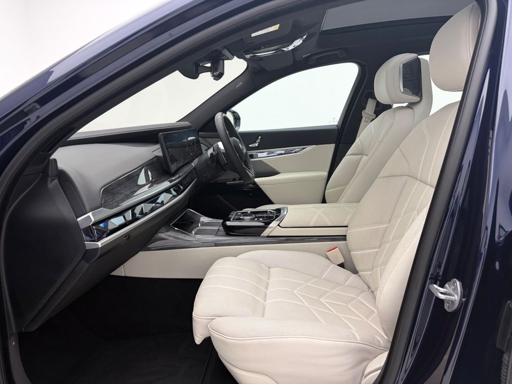 2025 BMW 7 Series