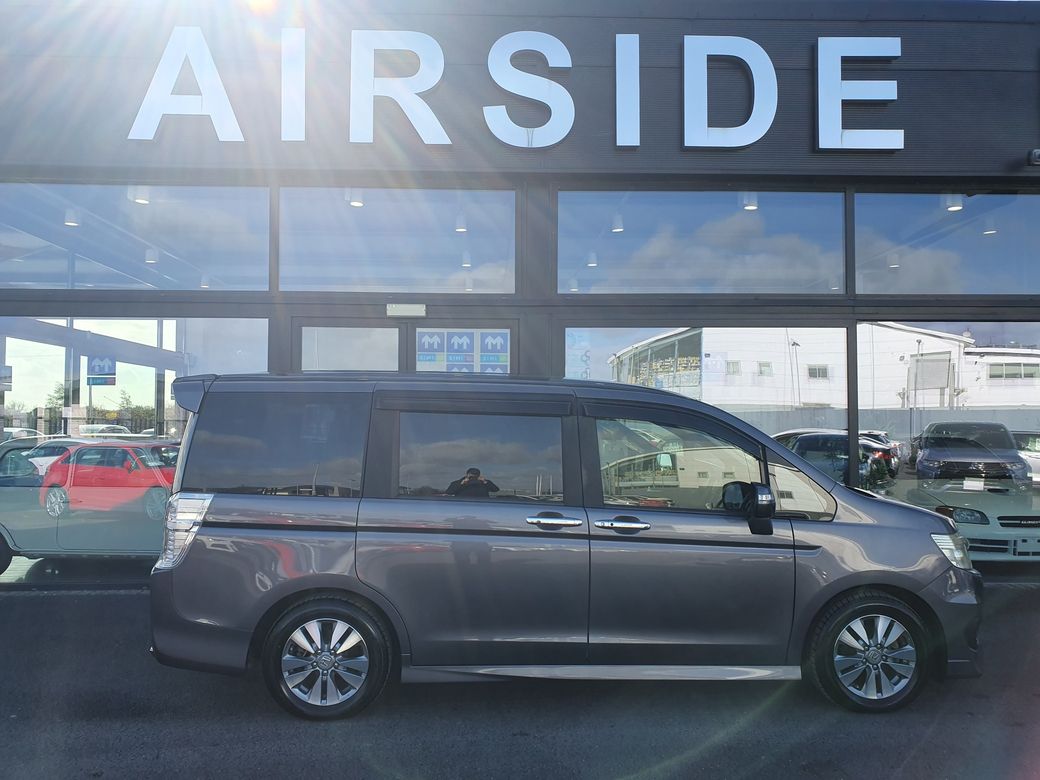 2015 Honda Stepwagon